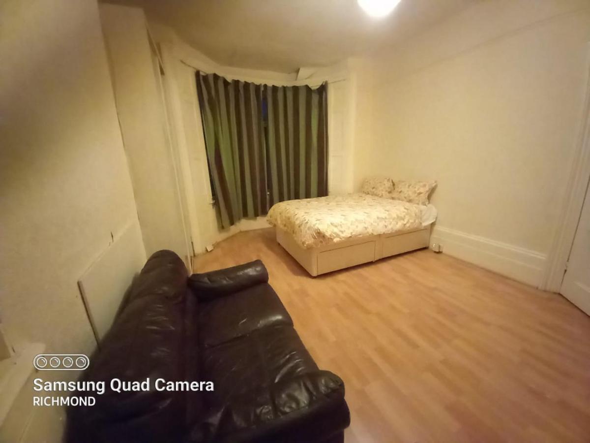 Elmdene Road - Large Room ลอนดอน ภายนอก รูปภาพ