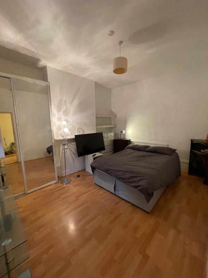 Elmdene Road - Large Room ลอนดอน ภายนอก รูปภาพ